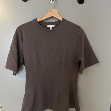 T-shirt marrone