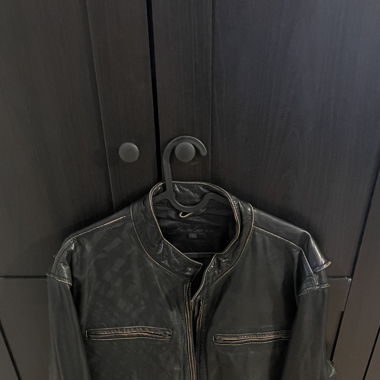 Veste en cuire 