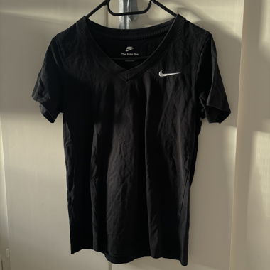 T-shirt scollo a V