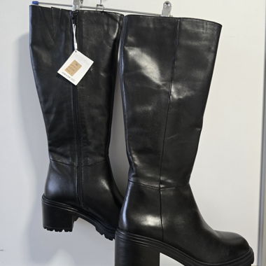 Stivali in pelle Geox neri