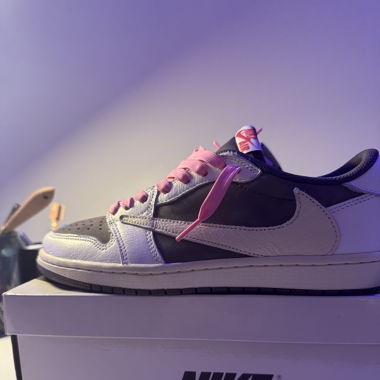 Nike x Travis Scott,,Reversed Mokka‘‘ Jordan 1 Low