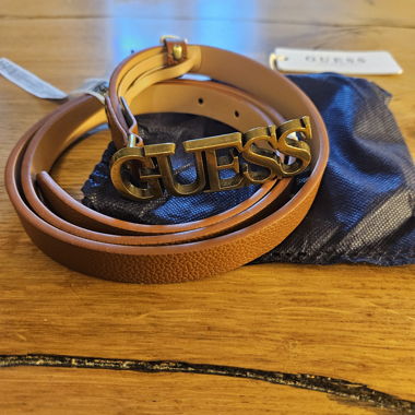 GUESS belt