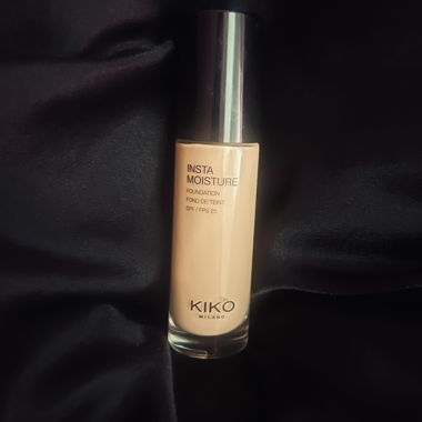 Fondotinta KIKO Insta Moisture SPF 25