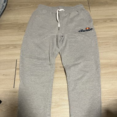 ellesse jogger