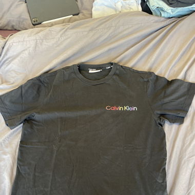 T-shirt ck édition pride 