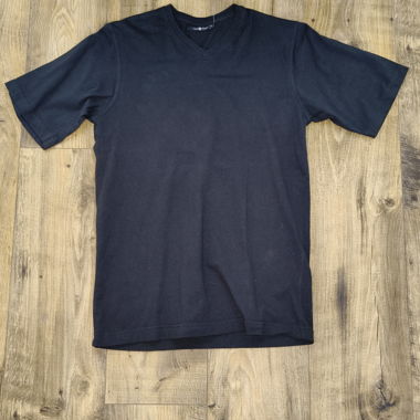 Schwarzes T-Shirt First Choice
