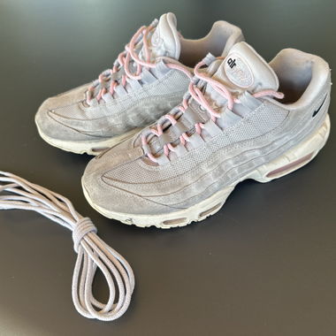 Baskets Nike Air Max 95 gris rose