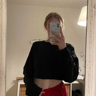 Cropped Sweatshirt 