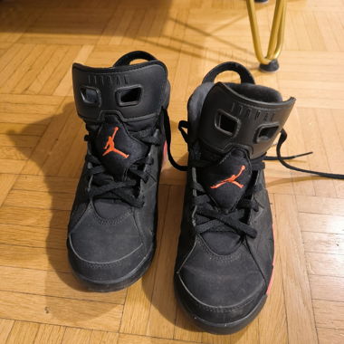 Air Jordan 6 Retro