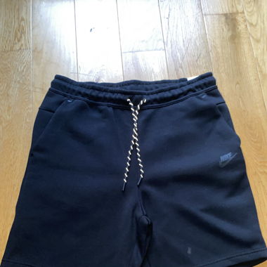 Short nike tech noir