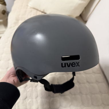 Casque de ski Uvex, taille 55-59 cm