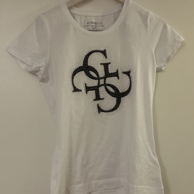Guess T-shirt