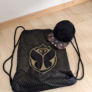 Casquette Tomorrowland (taille 57) avec pochette