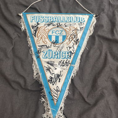 FCZ collector's pennant and flag