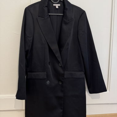Black blazer dress with silk-effect