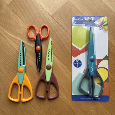 Scissors / craft scissors / Carla Craft