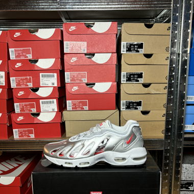 Nike Air Max 96 Supreme Silver Bullet