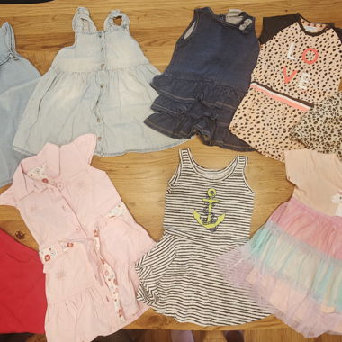 Confezione di abiti per ragazze, taglia 92