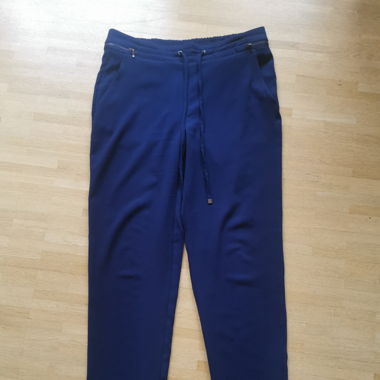 Hose dunkelblau 
