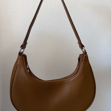 Braune Schultertasche