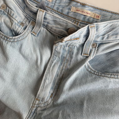 Jeans Levi’s high loose taper lavaggio chiaro