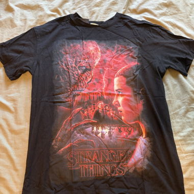 T-shirt stranger things 