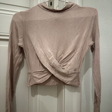 Top cropped