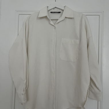 Off-white blouse from Zara