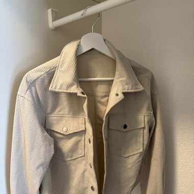 Beige Übergangsjacke