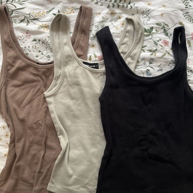3 Tops 