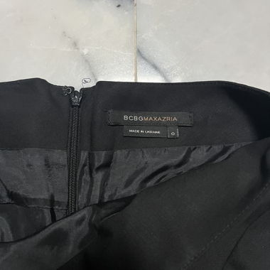 BCBGMAXAZRIA Schwarzes Korsett-Top