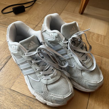Adidas Sneaker Response cl low