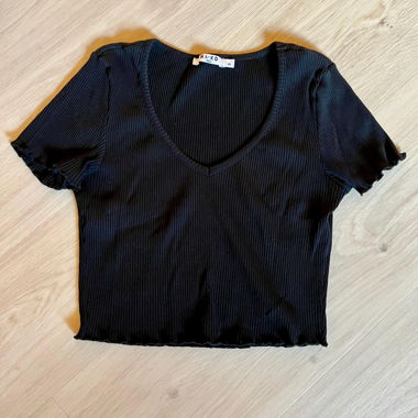 T-shirt corta