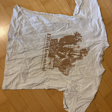 T-shirt grafica bianca