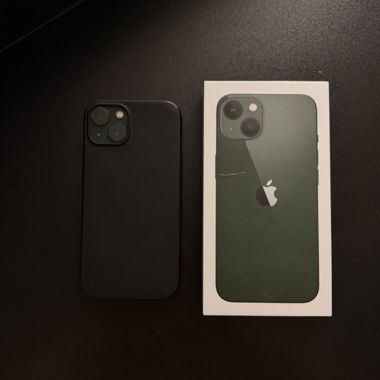 iPhone 13 256GB with box