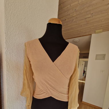 Das Jeannie in a bottle Oberteil in beige. Gr. S/M