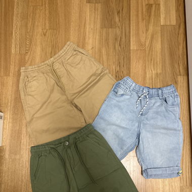 Kurze Jungshose