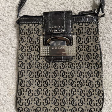 Sac bandoulière GUESS avec monogramme