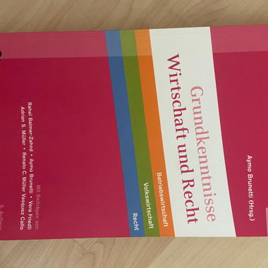 Conoscenze di base di economia e diritto 