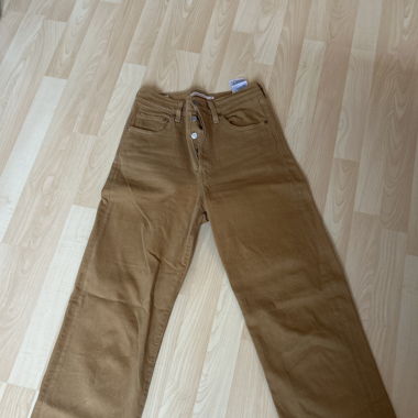 Levi Strauss Ribcage Straight 26