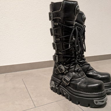 New Rock black platform leather boots