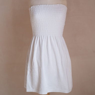 Robe mini sans bretelles en éponge blanche