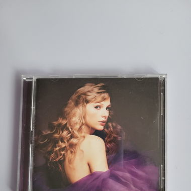 taylor swift CD speak now TV