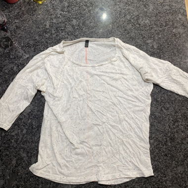 Top bianco manica 3/4 a pois sfumati