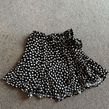 Flower mini skirt