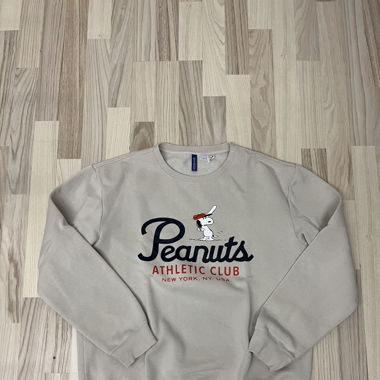 Peanuts Sweater