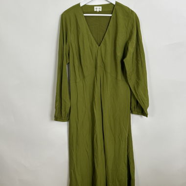 Robe à col V HUSH verte