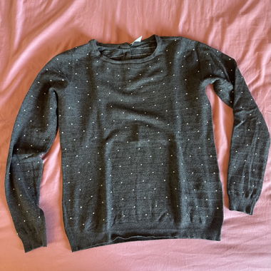 Maglione grigio a pois