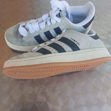 adidas Campus Sneakers