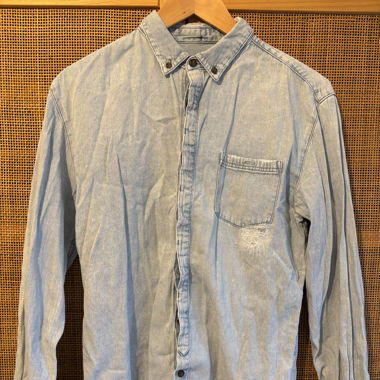 Jeanshemd im Used-Look